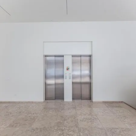 Flh Marques Premium With Parking Apartment *