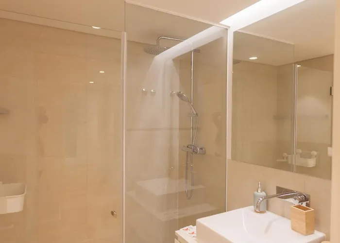 Διαμέρισμα Flh Marques Premium With Parking