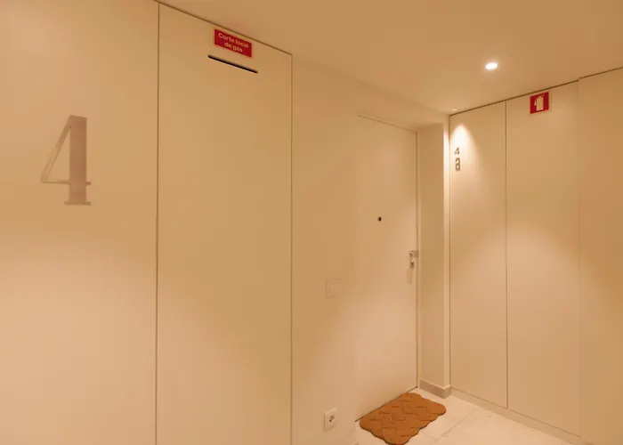 Διαμέρισμα Flh Marques Premium With Parking